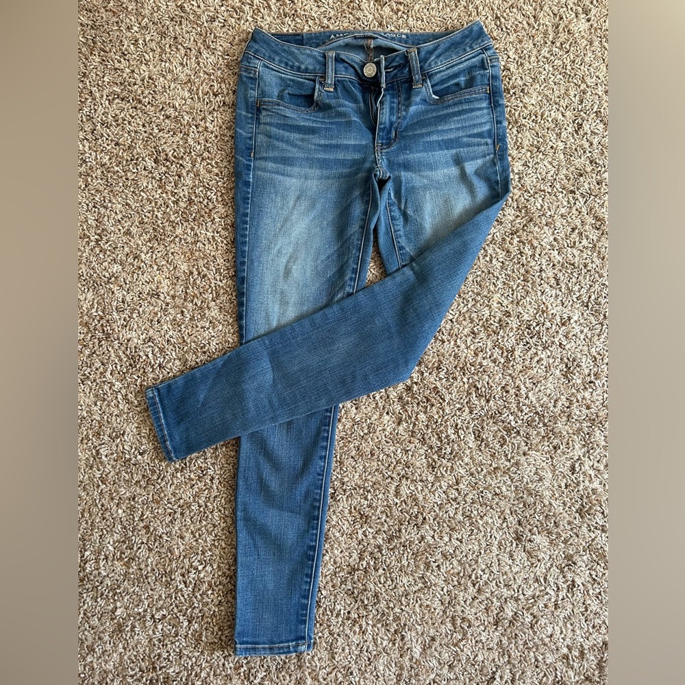American Eagle Traditional Blue Skinny Jeans - Size 2 Short
